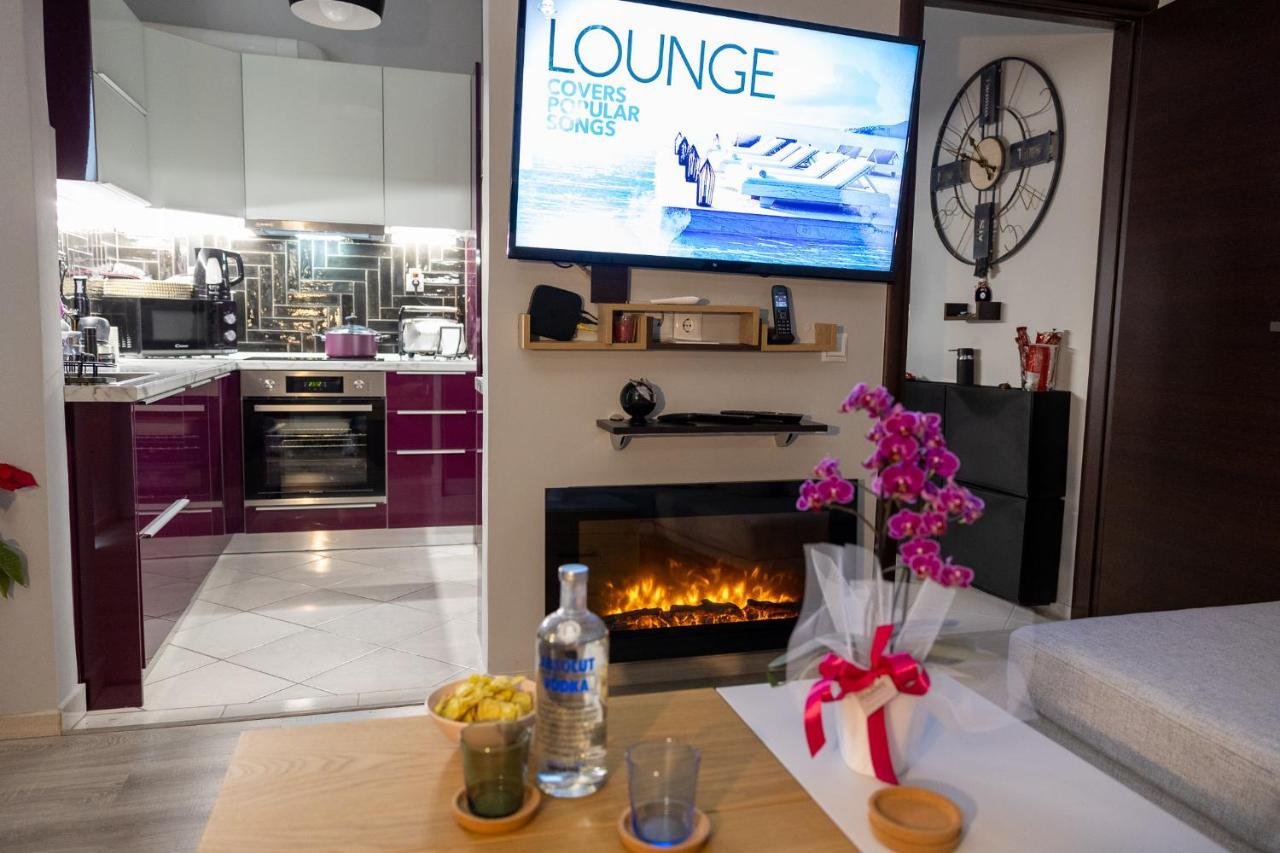 "Elegance" Central Luxury Apartment 피레아스 외부 사진